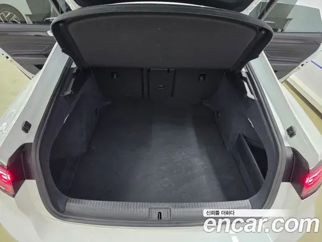 Volkswagen Arteon 2022 — Photo 7/20