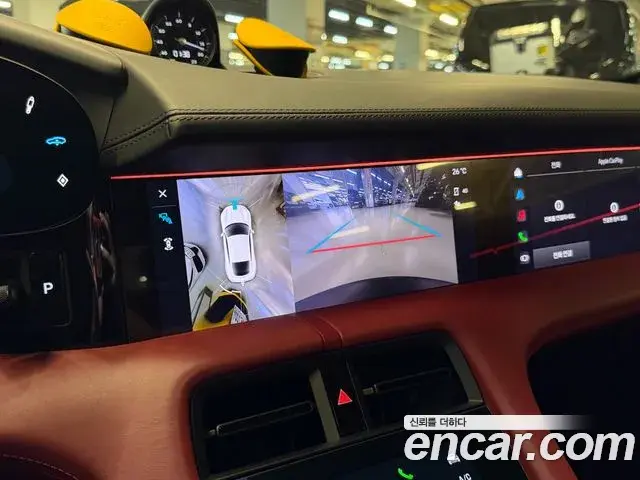 Porsche Taycan 2022 — ფოტო 9/20