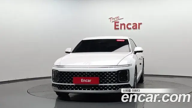 Hyundai Grandeur Hybrid 2023 — ფოტო 31/34
