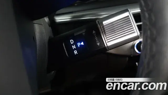 Hyundai Grandeur Hybrid 2023 — ფოტო 20/34