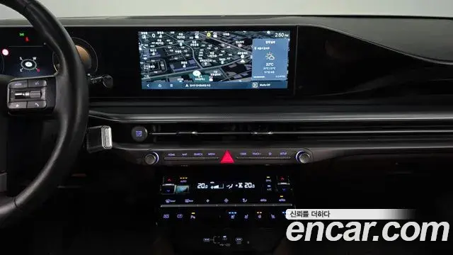 Hyundai Grandeur Hybrid 2023 — ფოტო 25/34