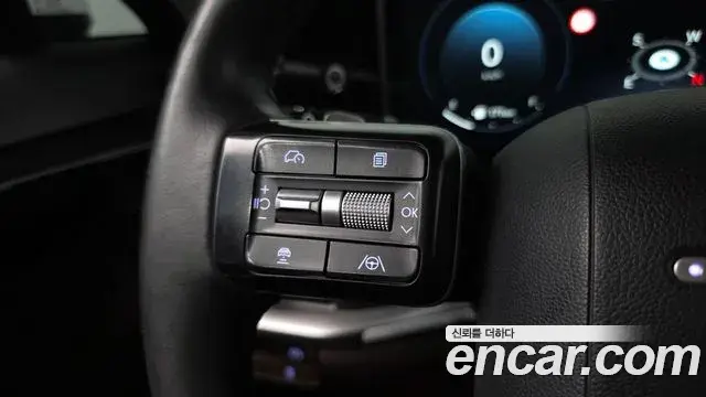 Hyundai Grandeur Hybrid 2023 — ფოტო 23/34