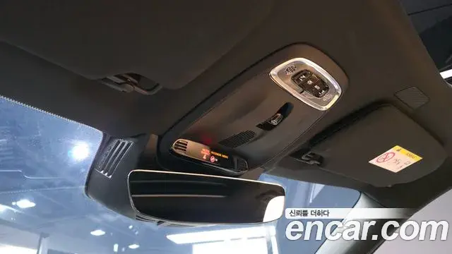 Volvo XC90 2021 — ფოტო 24/25