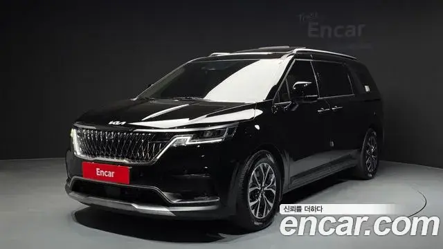 Kia Carnival 2023 — Фото 1/20