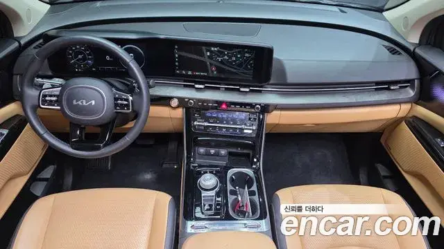 Kia Carnival 2023 — Фото 7/20