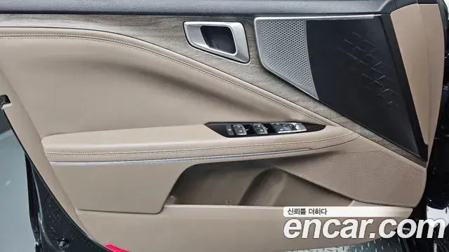 Kia K8 2022 — Şəkil 21/32