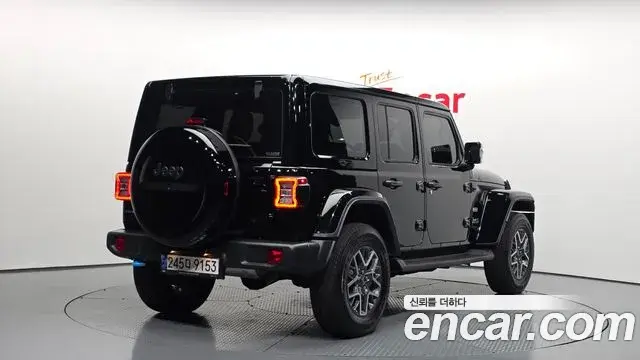 Jeep Wrangler 2022 — Photo 17/20