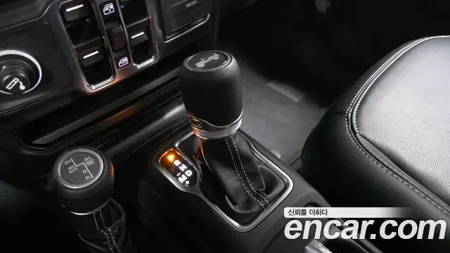Jeep Wrangler 2022 — Photo 4/20