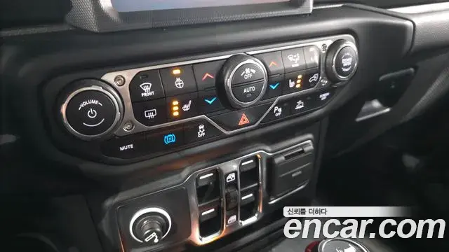 Jeep Wrangler 2022 — Photo 11/20