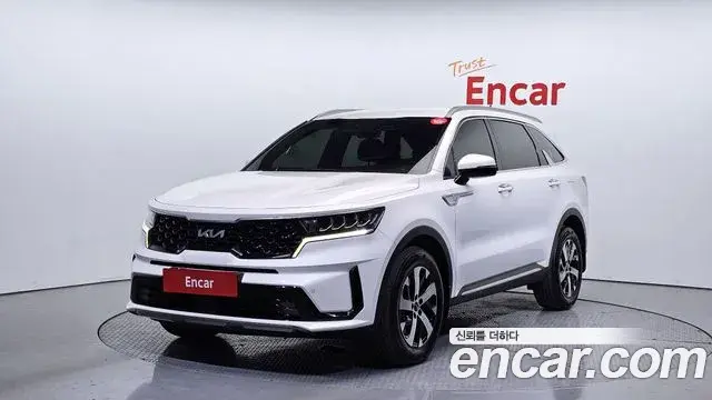 Kia Sorento 2022 — Фото 1/20