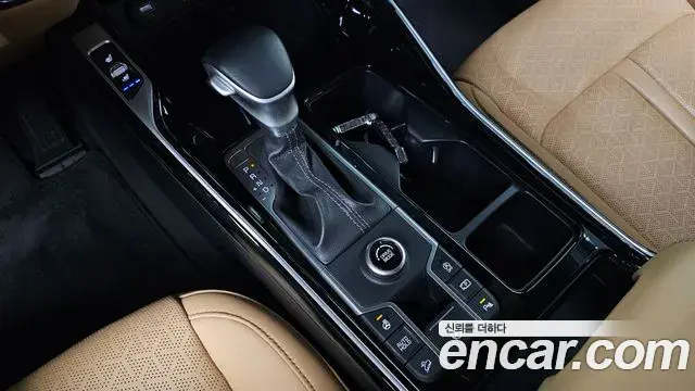 Kia Sorento 2022 — Фото 9/20