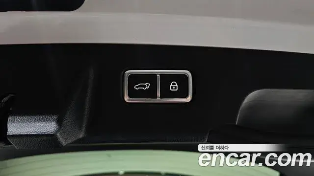 Kia Sorento 2022 — Фото 16/20