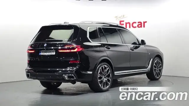 BMW X7 2024 — Photo 3/20