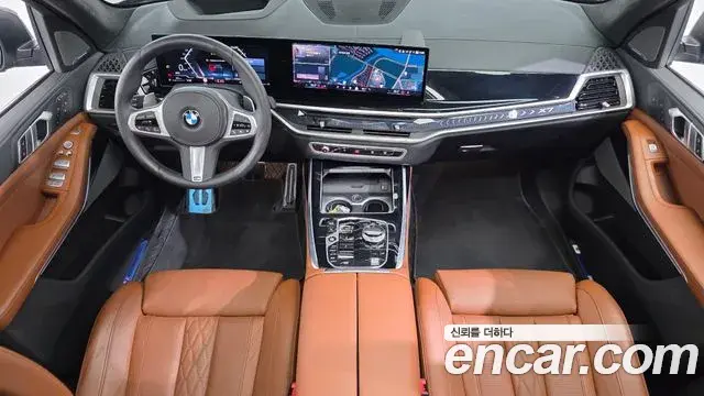 BMW X7 2024 — Photo 15/20