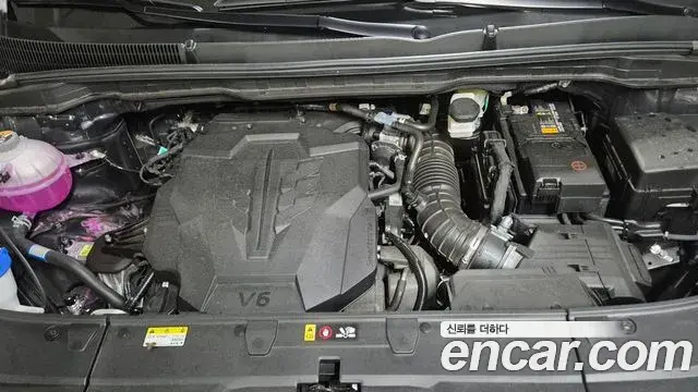 Kia Carnival 2025 — Photo 5/18