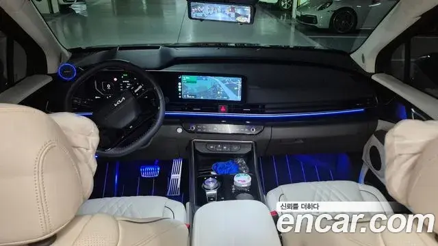 Kia Carnival 2025 — Photo 11/18
