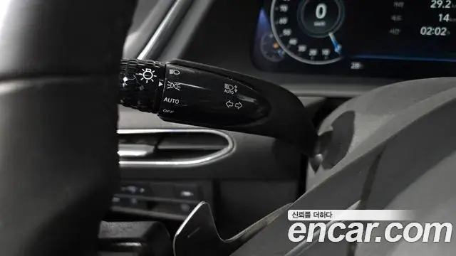 Hyundai Sonata Hybrid 2019 — Photo 31/31