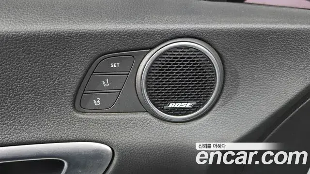 Hyundai Sonata Hybrid 2019 — Photo 28/31