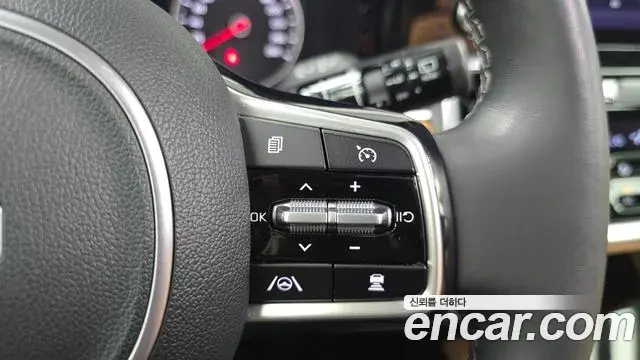 Kia Sorento 2022 — Фото 19/20