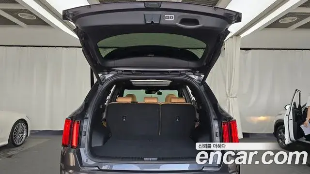 Kia Sorento 2022 — Фото 20/20