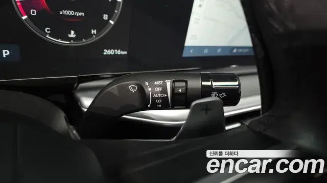 Hyundai Grandeur Hybrid 2023 — Photo 6/32