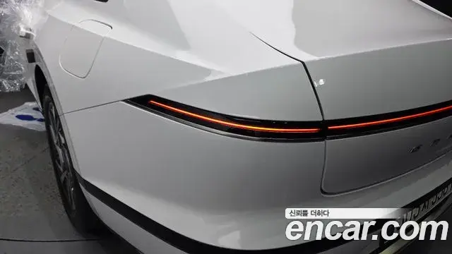 Hyundai Grandeur Hybrid 2023 — Photo 3/32
