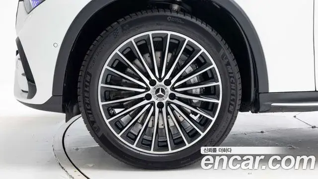Mercedes-Benz GLC-Class 2025 — Фото 5/20