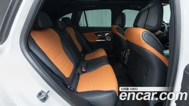 Mercedes-Benz GLC-Class 2025 — Фото 10/20