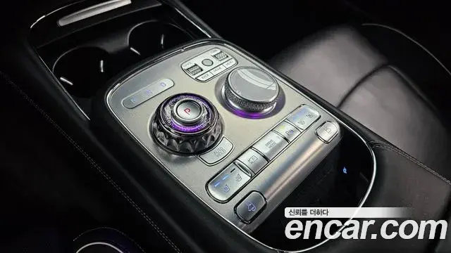 Genesis G90 2022 — Şəkil 18/20
