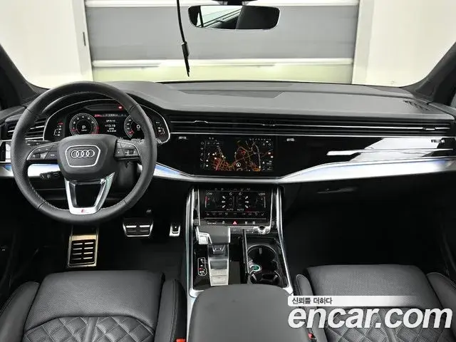 Audi Q7 2025 — Photo 1/20