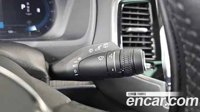 Volvo XC90 2023 — ფოტო 35/35