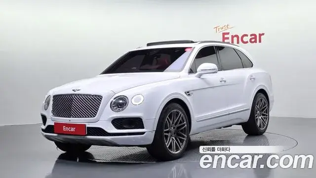 Bentley Bentayga 2018 — Şəkil 17/20