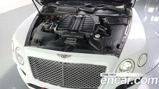 Bentley Bentayga 2018 — Şəkil 20/20