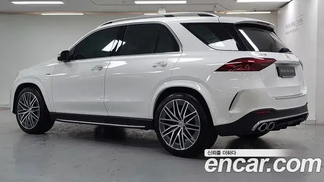Mercedes-Benz GLE-Class 2024 — Фото 17/20