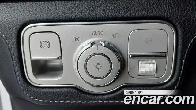 Mercedes-Benz GLE-Class 2024 — Фото 20/20