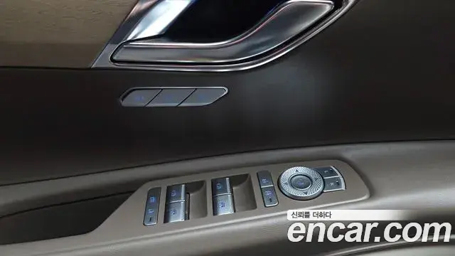 Genesis GV80 2023 — Photo 10/34