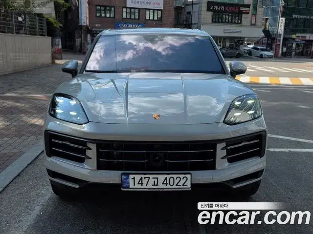 Porsche Cayenne 2024 — ფოტო 11/20