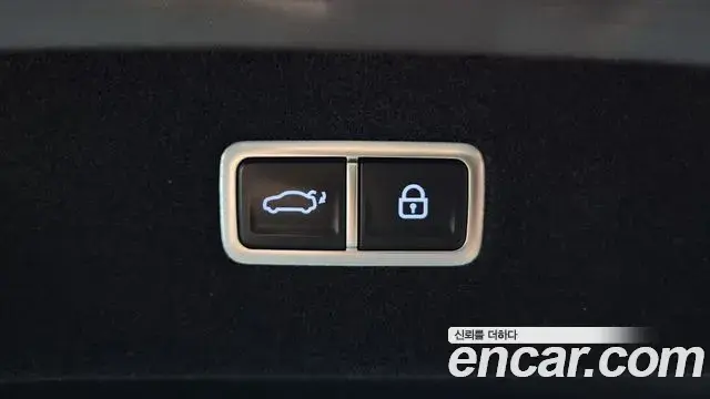 Genesis G90 2023 — Фото 17/20