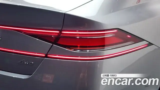 Genesis G90 2023 — ფოტო 8/35