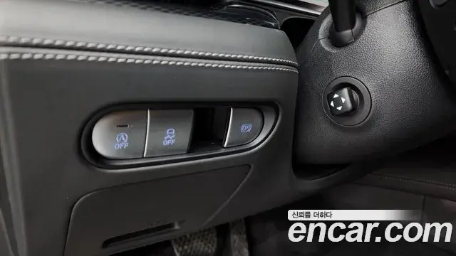 Genesis G90 2023 — ფოტო 22/35