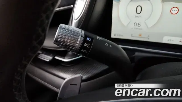 Genesis G90 2023 — ფოტო 13/35