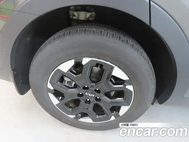 Kia Sorento 2024 — ფოტო 15/20