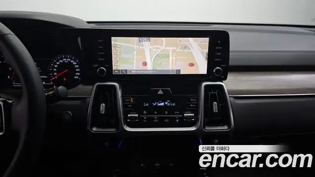 Kia Sorento 2020 — Фото 14/20