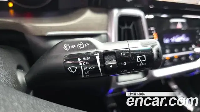Kia Sorento 2020 — ფოტო 18/34
