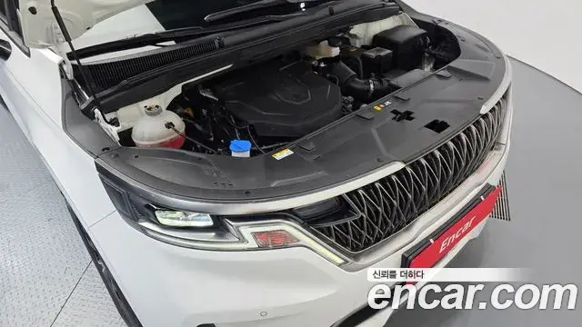 Kia Carnival 2023 — Photo 6/20