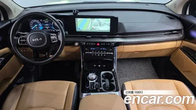 Kia Carnival 2023 — Photo 7/20