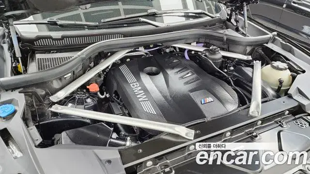 BMW X6 2025 — Photo 23/33
