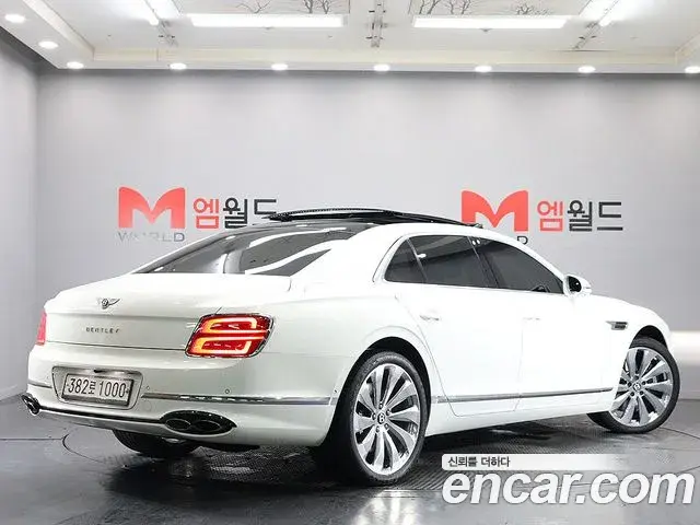 Bentley Flying Spur 2021 — Photo 11/20