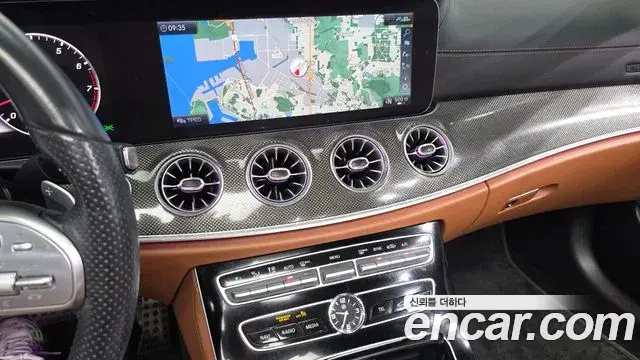 Mercedes-Benz E-Class 2020 — Şəkil 17/32