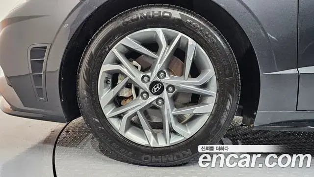 Hyundai Sonata Hybrid 2021 — ფოტო 29/30